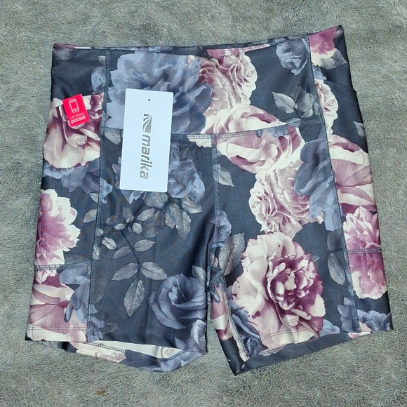 Marika Pants - NWT Marika Women's Shorts